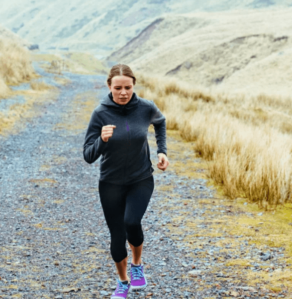 The daughter runs